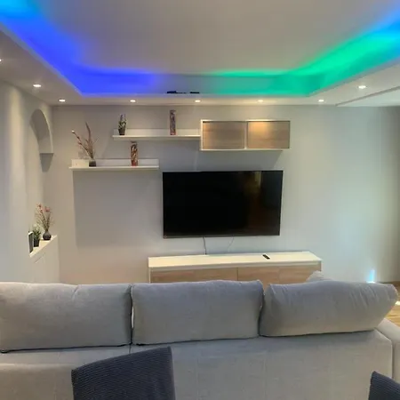 Apartment Centro 2 *