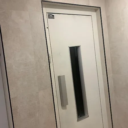 Centro 2 * 萨拉戈萨